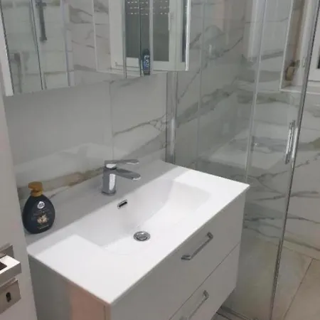Lakeview With Self Check-in & Private Parking On Request Apartment Lugano